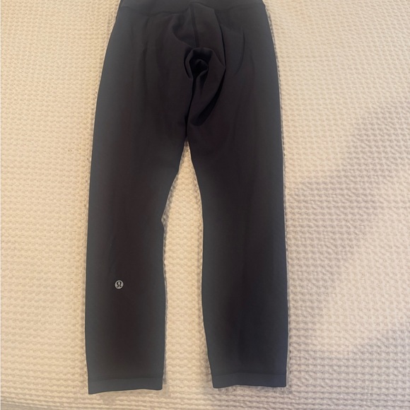 Lululemon Wunder Train Leggings 23” - Picture 4 of 8